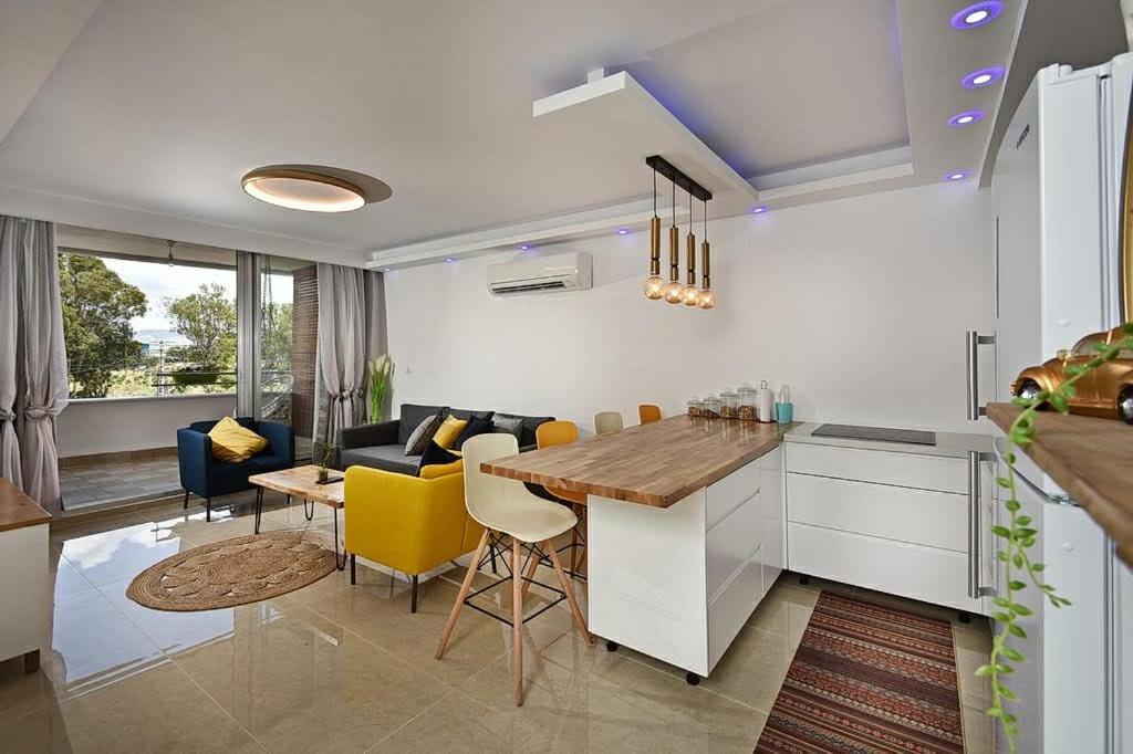 Appartamento Achziv Sea & Sun Gesher HaZiv Esterno foto