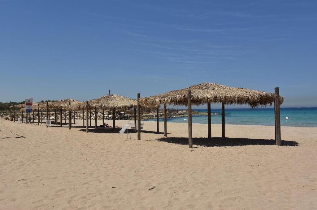 Appartamento Achziv Sea & Sun Gesher HaZiv Esterno foto
